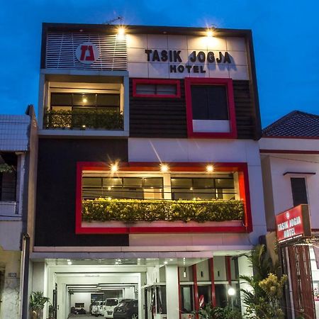 Tasik Jogja Hotel Yogyakarta Exterior photo
