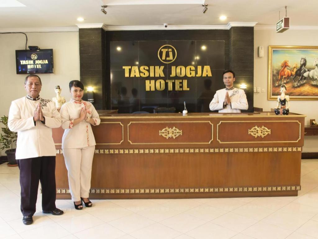 Tasik Jogja Hotel Yogyakarta Exterior photo