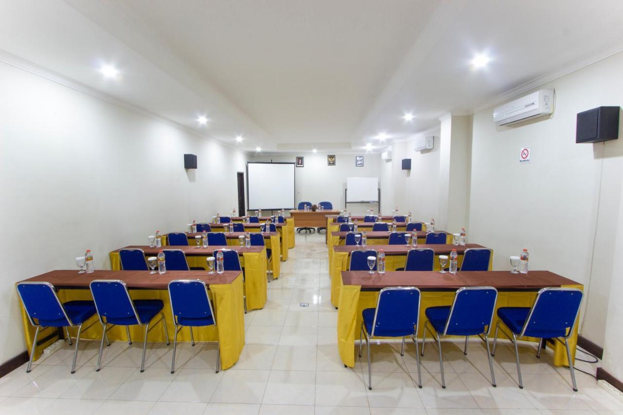 Tasik Jogja Hotel Yogyakarta Exterior photo