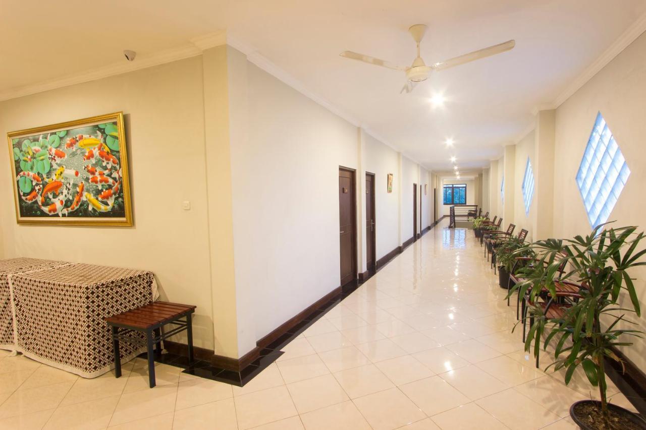 Tasik Jogja Hotel Yogyakarta Exterior photo